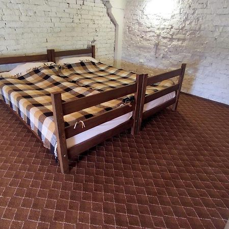 Дворівневі Апартаменти-Лофт У Старому Місті Kamyanets-Podilski Dış mekan fotoğraf